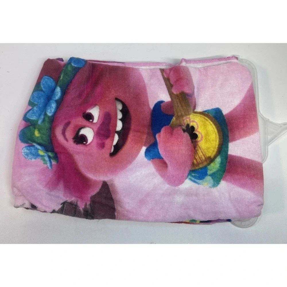 New Trolls II World Tour Cotton 28 x 58 Beach Towel Soft Swimming Pool Bath